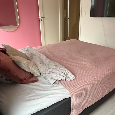 Tatil Evi Small House Close To The And Sea